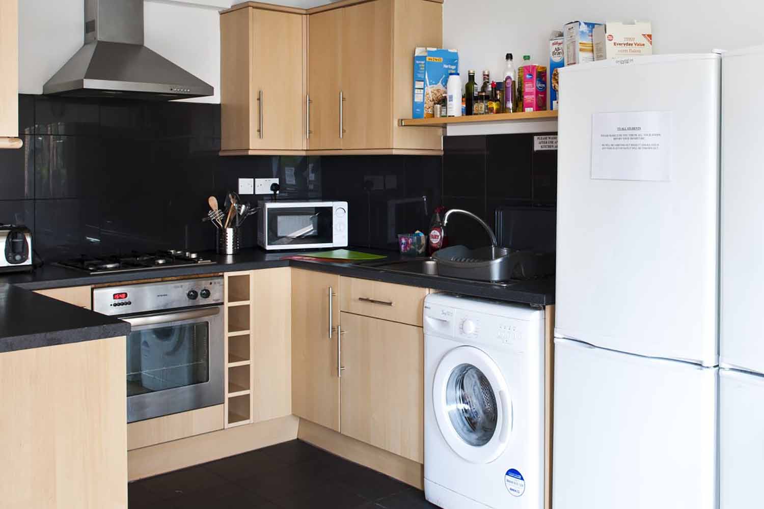 London Eltham_Acc_Shared apartments_kitchen_01