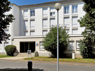Amboise_Acc_Assoc_pour_l`Habitat_des_Jeunes_Exterior_01_Preview_medium