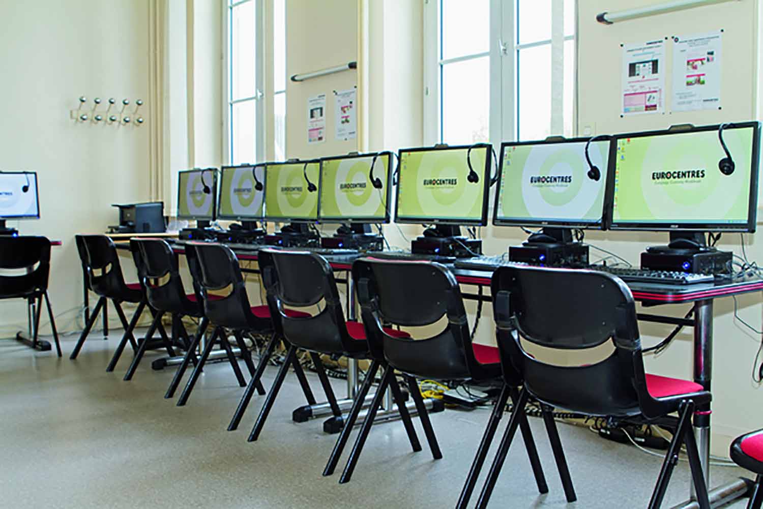 Amboise_School_Computer Room_7_Preview_large