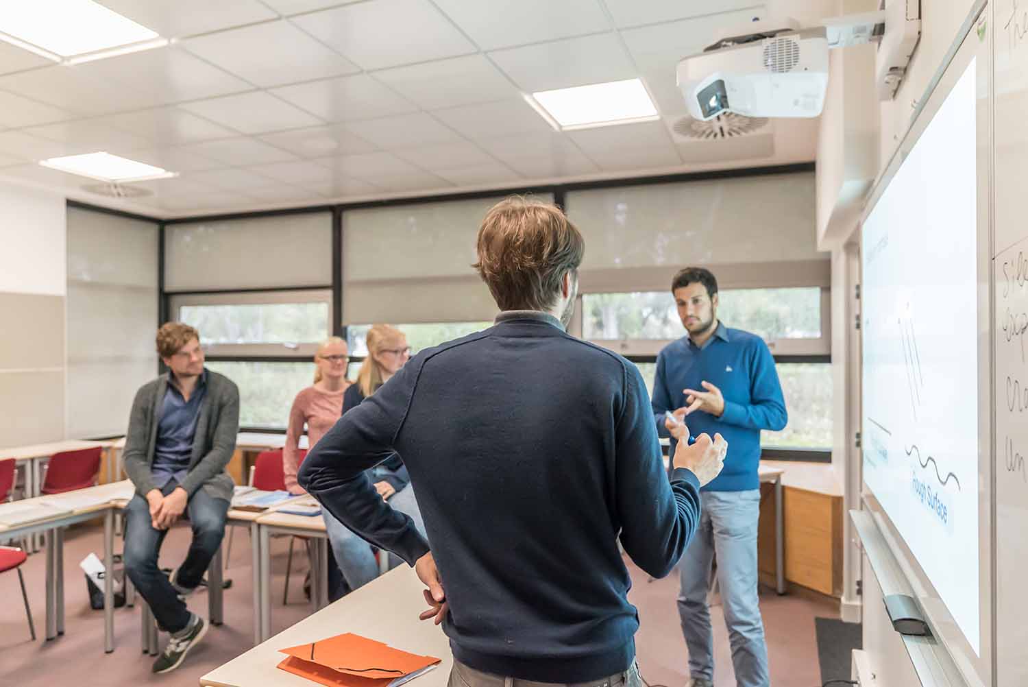 La Rochelle_School_Classroom_Students_01