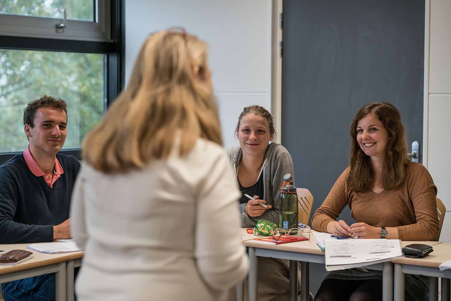 La Rochelle_School_Classroom_Students_02