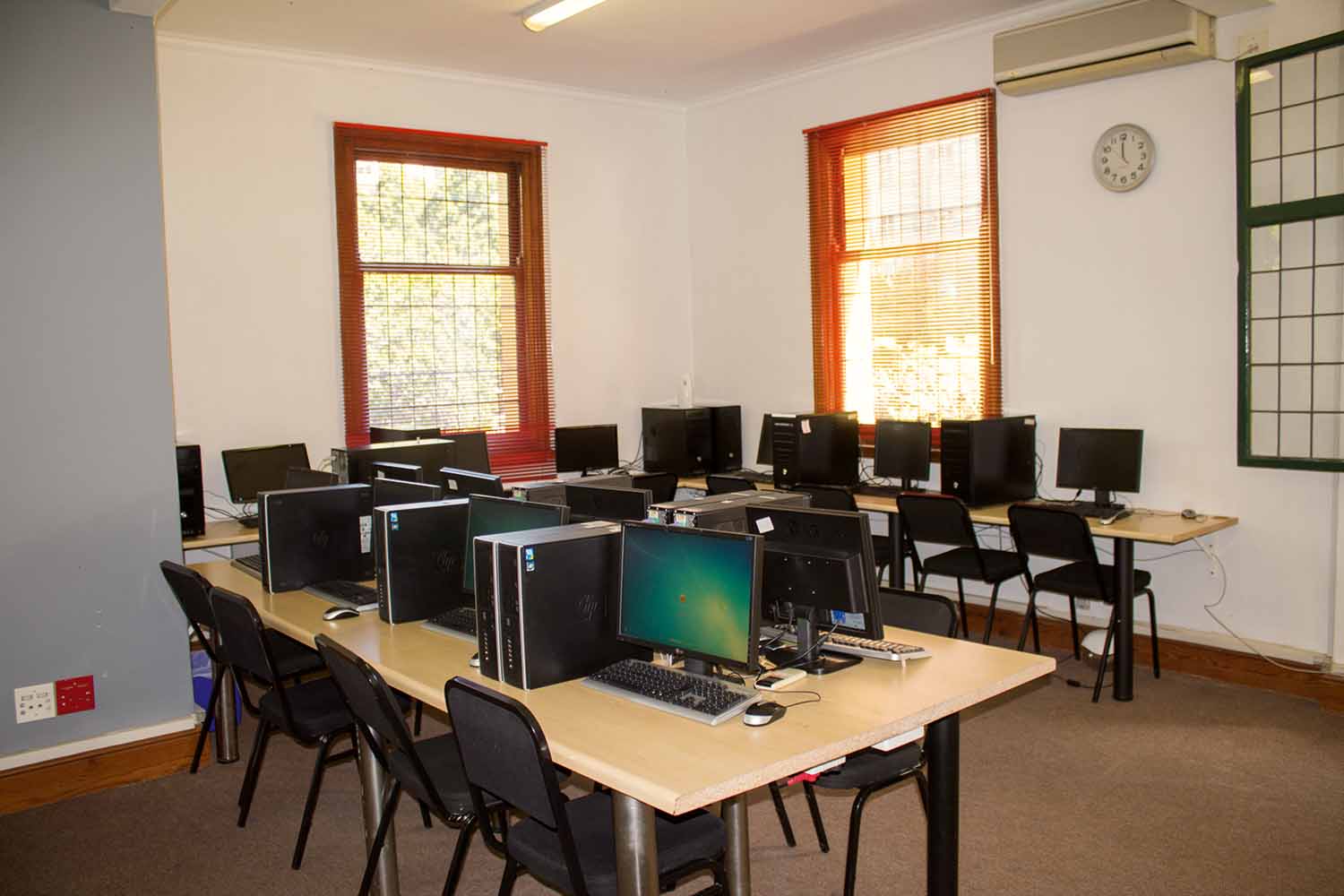 Cape Town_School_Computer Room_01
