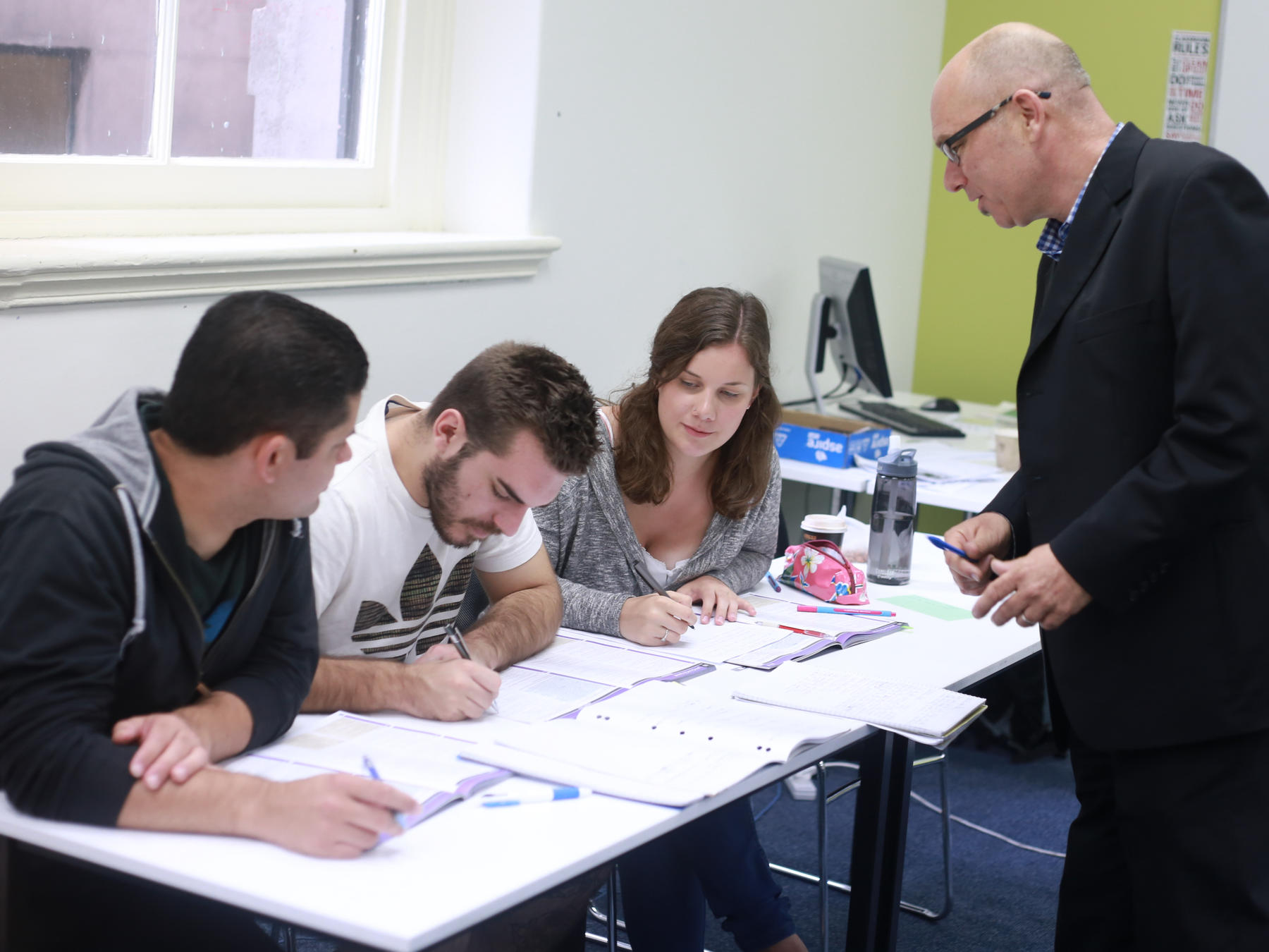 melbourne_school_classroom_students_01